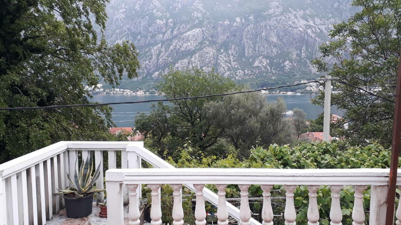 Vila Ruska Prčanj Exteriér fotografie