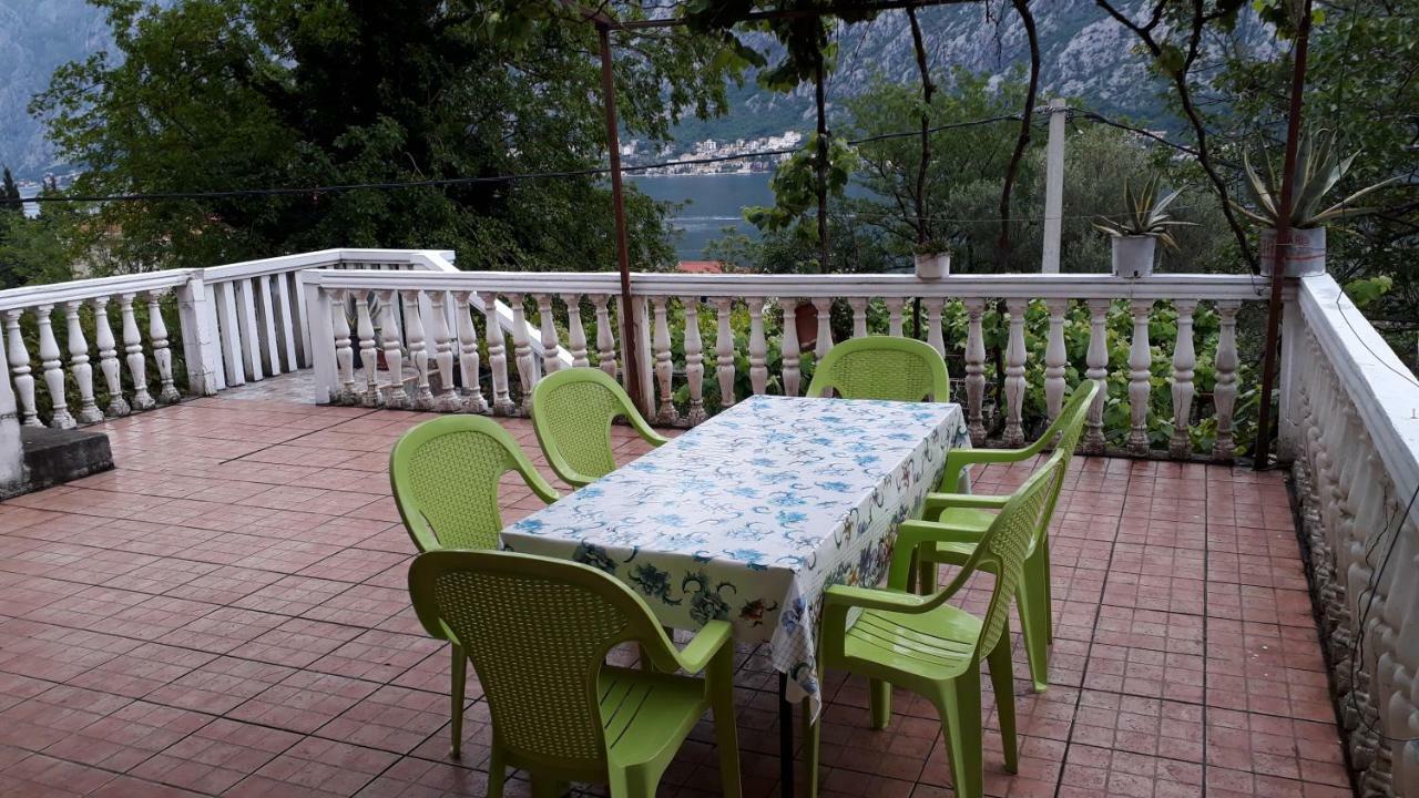 Vila Ruska Prčanj Exteriér fotografie